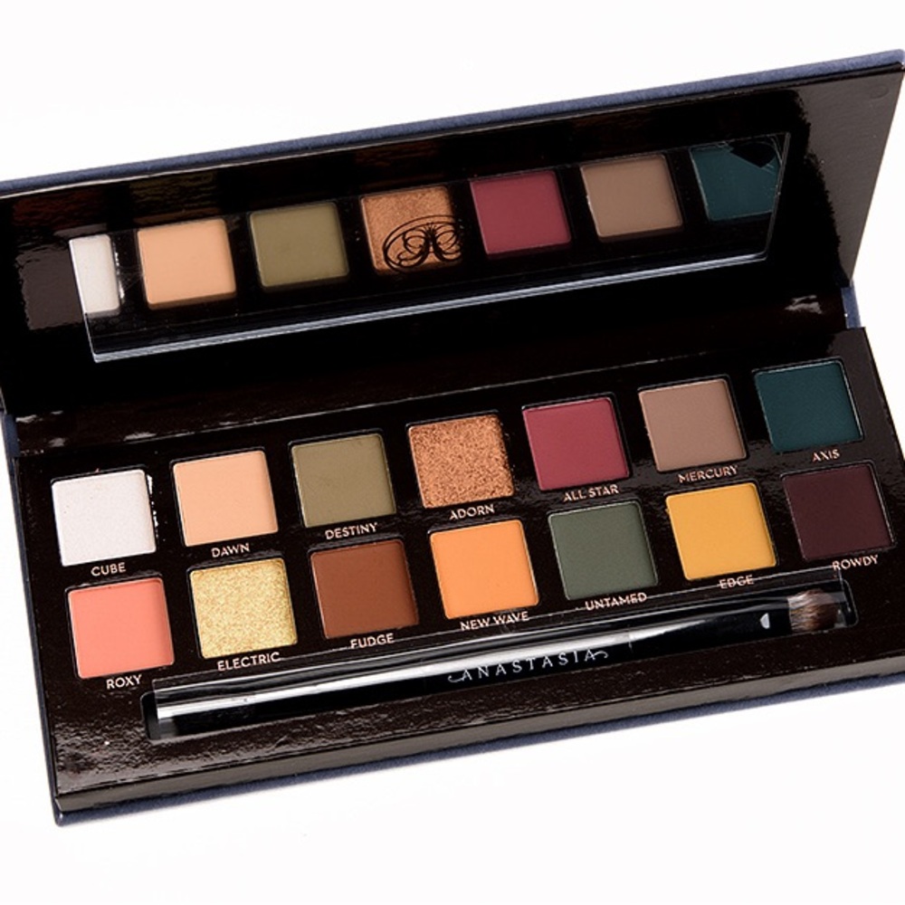 Anastasia Beverly Hills Subculture Eyeshadow Palette with brush makeup